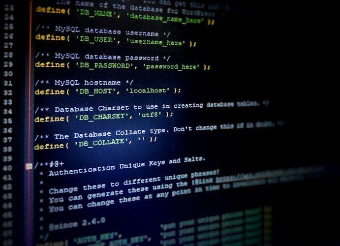 WordPress İçin Hosting Seçimi: LiteSpeed mi NGINX mi? - Hızlı Yazar WordPress ekosisteminde geleneksel Apache sunucuların yerini büyük oranda iki güçlü teknoloji aldı: LiteSpeed ve NGINX. Peki, projeniz için hangisi en doğru tercih?